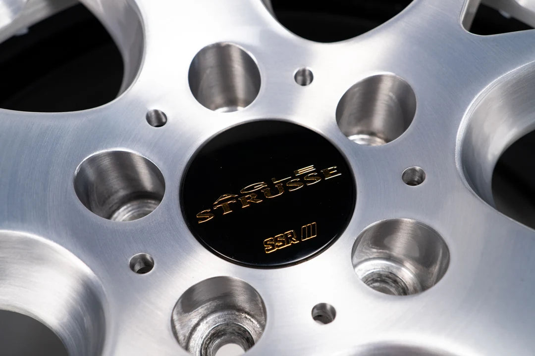 SSR Agle Strusse 17インチ 8.5J +35, 9J +37 (5穴/PCD114.3)