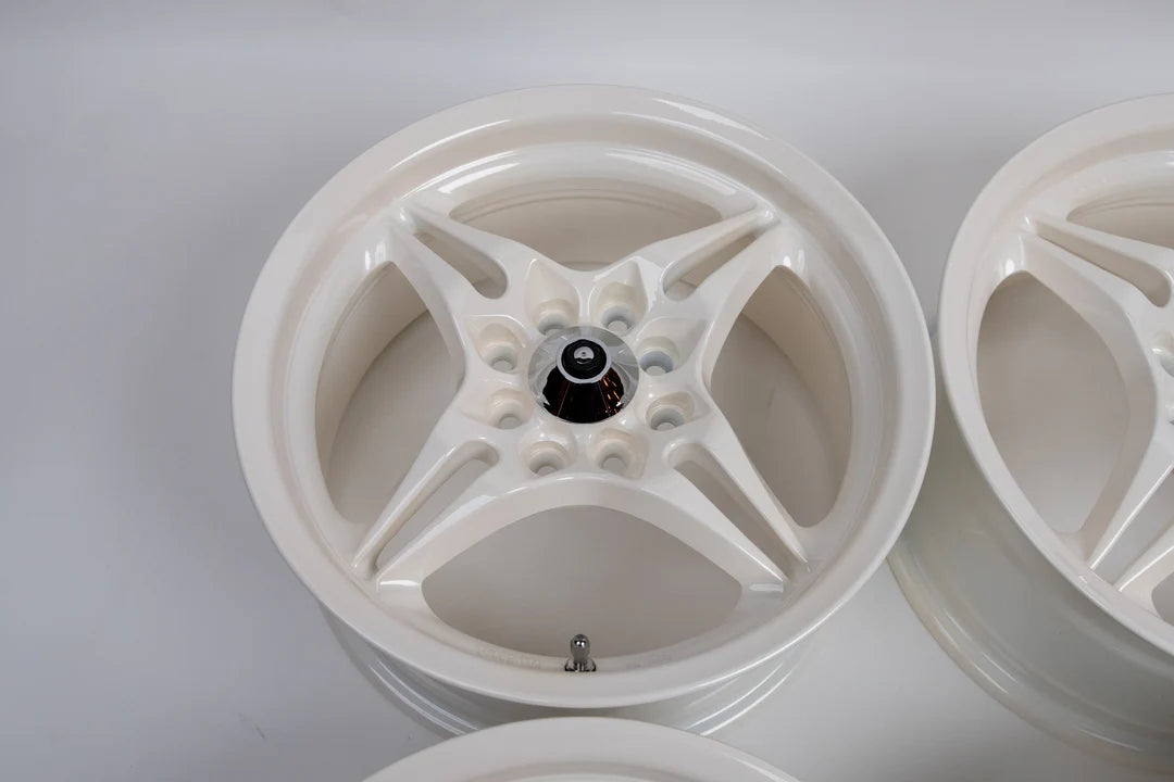 SSRタイプX 15インチ 7J +35 (4x100 / 4x114.3)