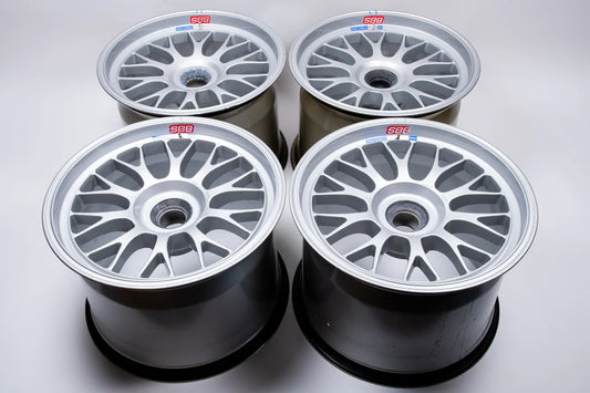BBS RE022 / RE629 18インチ 13J マグネシウム センターロックホイール