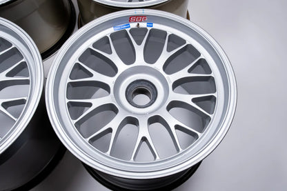 BBS RE022 / RE629 18インチ 13J マグネシウム センターロックホイール